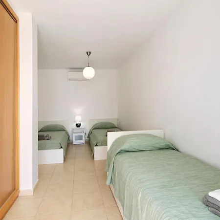 Amour De Cabanas *